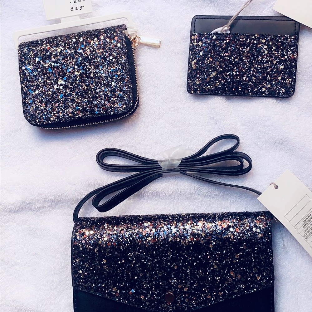 Snap Closure Crossbody Bag, Small Zip Wallet